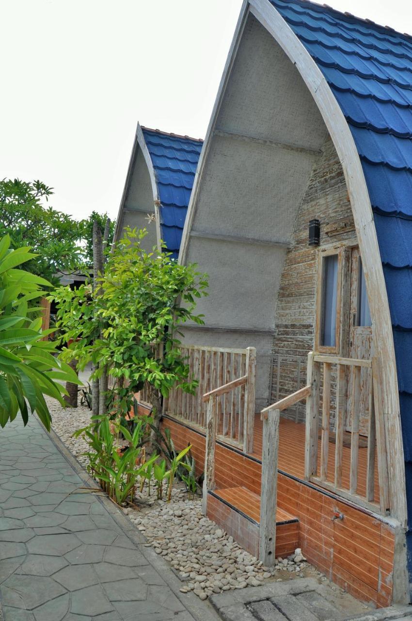 Cemara'S Beach Homestay Batununggul Экстерьер фото